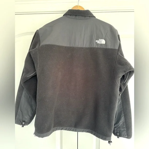 The North Face Black Fleece Jacket Retro Denali Jacket Windbreaker Ski S…